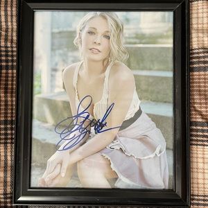 Leeann Rimes signed 8x10 framed photo picture